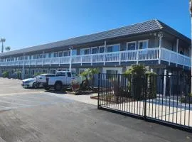 The Grove at Pismo Beach