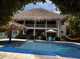 Casa Aris, hotell i Escuintla