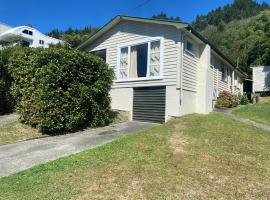 Peaceful Picton Home, self-catering accommodation in Picton