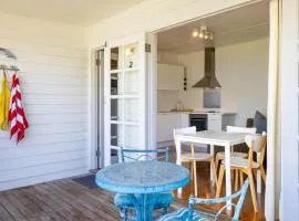 Sorrento Beach Cottages No. 2 - in the heart of Sorrento