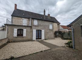 Gîte Mézières-en-Brenne, 3 pièces, 5 personnes - FR-1-591-229, hotel with parking in Mézières-en-Brenne