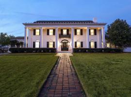 Wood Manor Guest House, hotel a Tuscaloosa