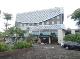 Grand Kolopaking Hotel, hotel i Kebumen