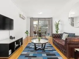 A Comfy Studio for 5 Next to Darling Harbour