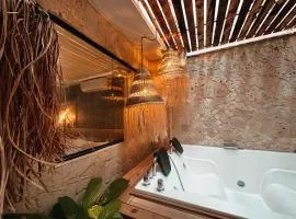 LUXURY PALACE POBLADO MANILA