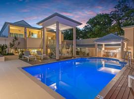 The Newport on Macrossan - Adults Only, hotel di Port Douglas