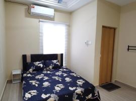 Roomstay Villa Tok Wan, hotel di Kuantan
