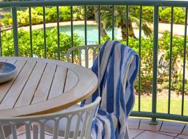 Luxury on the Beach Surfside Resort -Sunshine Coast โรงแรมในBuddina