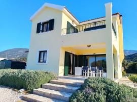 Villa Margaux Karavados, hotel familiar en Cefalonia