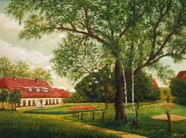 Gut-Rattelvitz-Galerie-D-hochwertig-Sauna-Kamin-eTankstelle-Spielscheune-15-000qm-Parkland