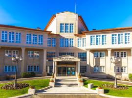 Gran Hotel Los Abetos, hotel with pools in Santiago de Compostela