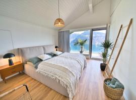 Dreamview Retreat - Breathtaking Lake Views, viešbutis mieste Krattigen