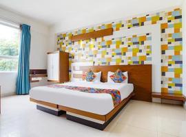 FabHotel Emirates Suites, hotell Bangalore’is
