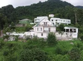 Mount Villa Kvariati