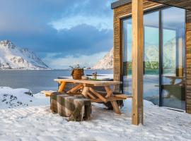 Nydelig hytte i unike Lofoten i nærheten av Henningsvær!: Lyngværet şehrinde bir otel
