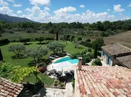 provencal house with heated pool, view of the luberon in robion - accommodates 12 people.