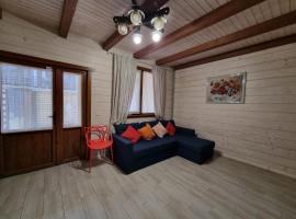 КОТТЕДЖ У МОРЯ, holiday home in Chornomorsk