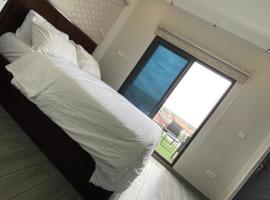 The cozy standard studio, hotel in Madina