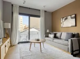 Blueground Poblenou pool nr Glories BCN-37