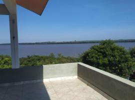Ap 4- Sacada do Sol Poente - Vista para o Rio Uruguai, hotel econômico em Uruguaiana