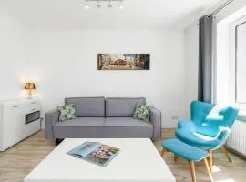 Modern One Bedroom Apartment in Poznań by Renters