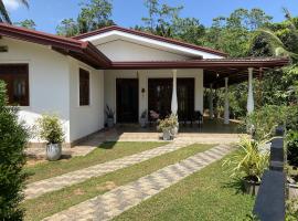 Samashil Lucky Villa, hotel in Galle