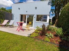 Tiny house avec vue sur les étoiles, hotel in Jalhay