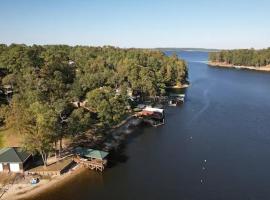 Robbins Nest- inactive, Hotel in South Toledo Bend