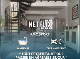 Logements Un Coin de Bigorre - La Pyrénéenne - 130m2 - Canal plus, Netflix, Rmc Sport - Wifi fibre - Village campagne