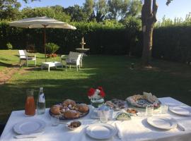 Villa Simitode, bed & breakfast a Cava deʼ Tirreni