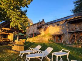 Magnifique gite 14 personnes en bord de lac, ξενοδοχείο σε Devesset
