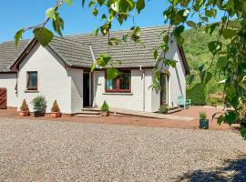 Roe Deer Cottage, hotel in North Ballachulish