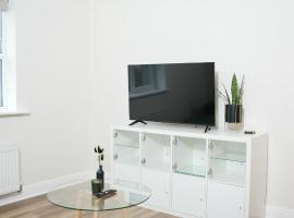 Stylish Pride Park DERBY Apartment - Free WIFI, Parking, cheap hotel in Derby