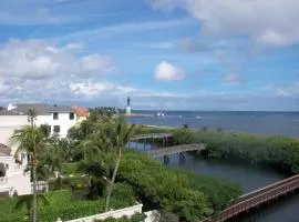 Canada House Beach Club Resort