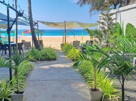 Josan Villa with a Glorious Beach and Sea View, hotel in Habaraduwa