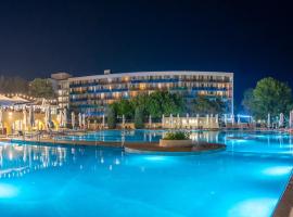 Safir Blue Resort, מלון בסאטורן