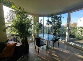 Panoramic Pondview Penthouse