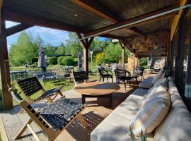 Les Chalets Du Goulet, hotell i Le Bleymard