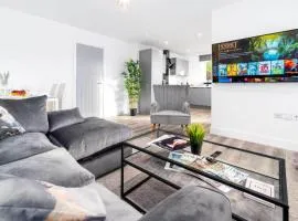 Stylish Apartment - 2 Bedrooms - Balcony - Parking - Netflix - Wifi - 7MC