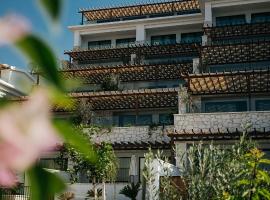 Lures Hotel, hotel with hot tubs in Kalkan