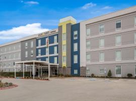 Home2 Suites By Hilton Baytown, pet-friendly hotel in Baytown