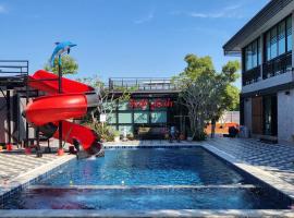 Intouch Poolvilla, familiehotell i Cha Am