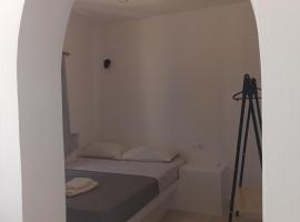 Vlastos 1, хотел в Иос Хора