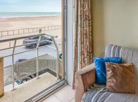 Awesome Apartment In Oostende