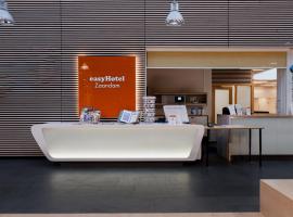 easyHotel Amsterdam Zaandam, hotel in Zaandam