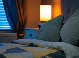 Cosy Modern Flat (NEC/BHX Stays), хотел в Marston Green