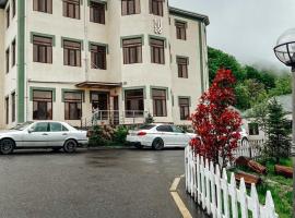 White Boutique Hotel Gabala, hotel met parkeren in Vǝndam