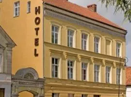 SHotels przy Restauracji Stodoła
