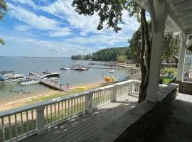 House #41 Moonset Vista House (Pet Friendly)