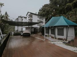 kMah@Parkland, luxury tent in Brinchang